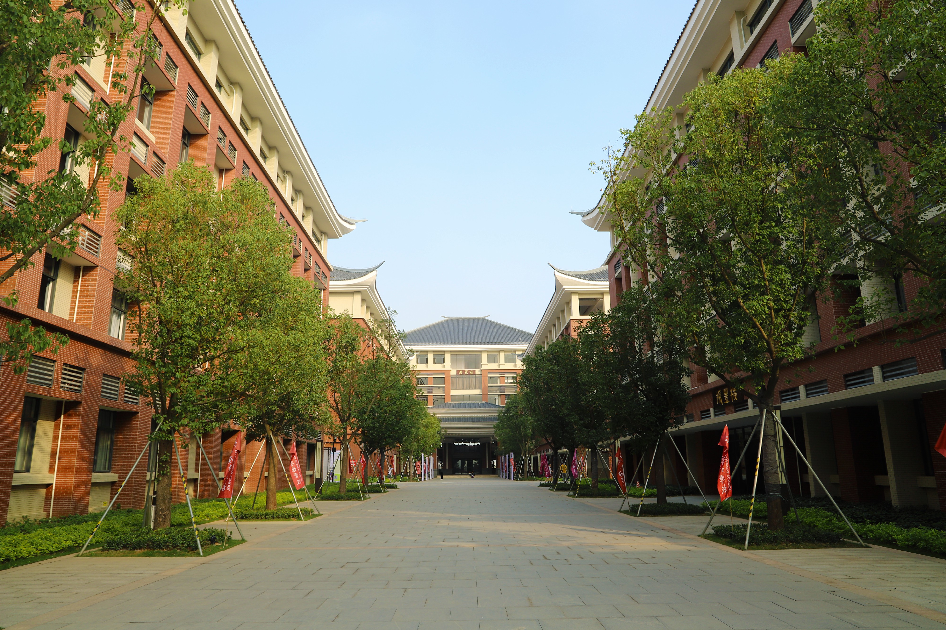 data-ctrid="smwtjry7swev">江门广雅学校(江门市广雅中学,江门市新会