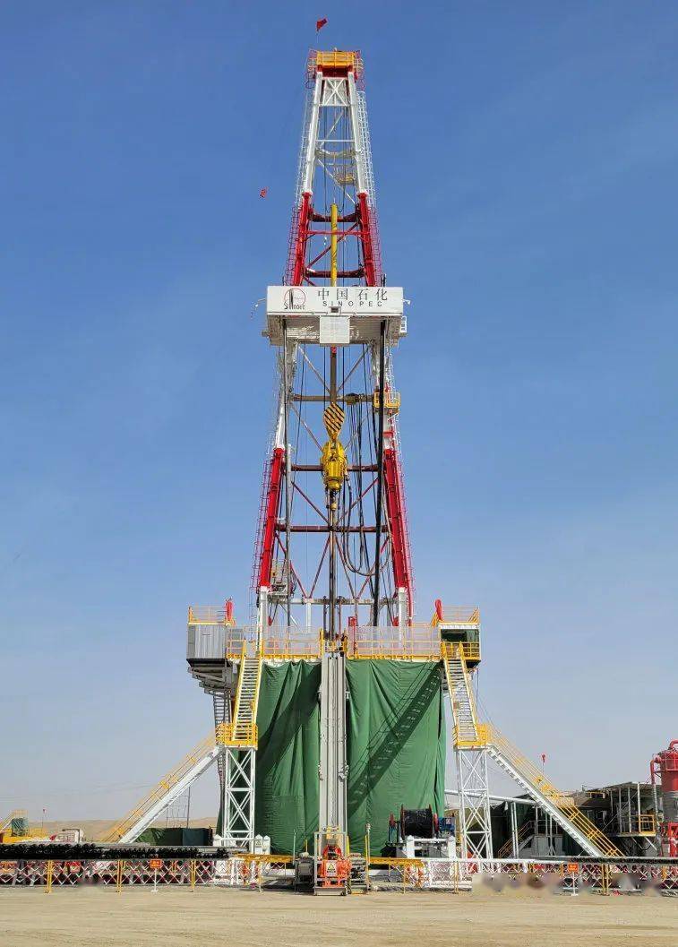 一键式管柱自动化90型钻机