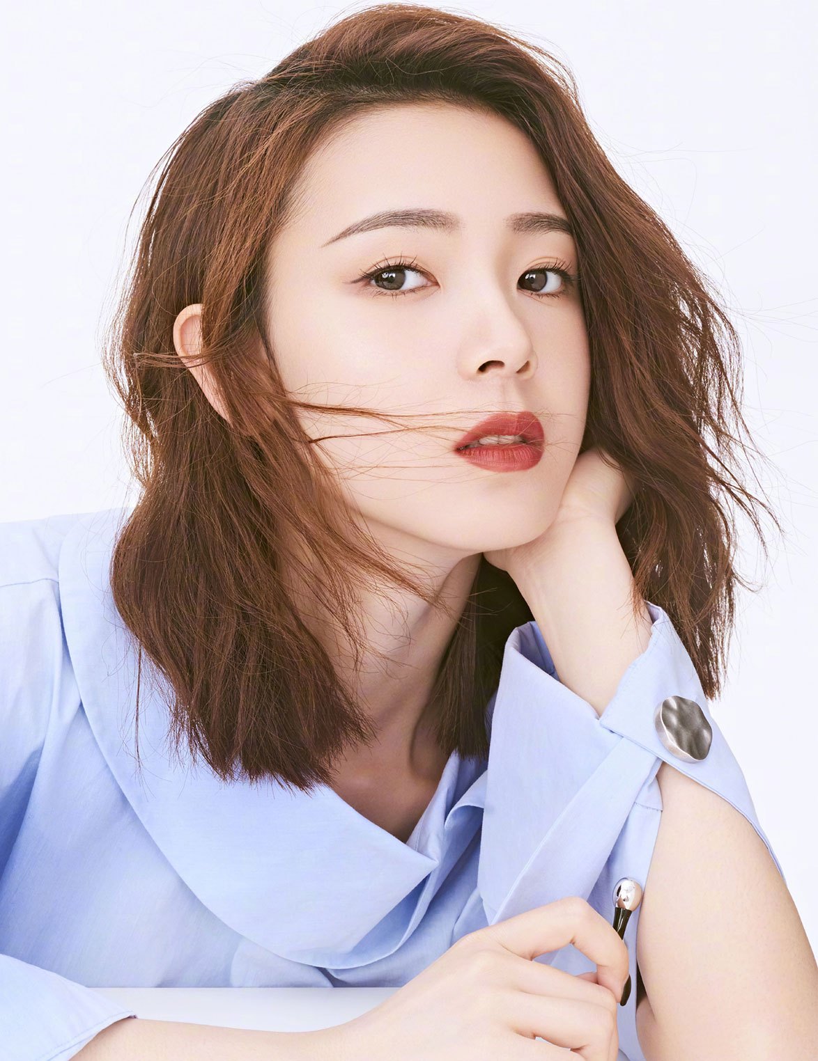  p>陈瑶,1994年10月31日出生于四川攀枝花,中国内地女演员,毕业于北京