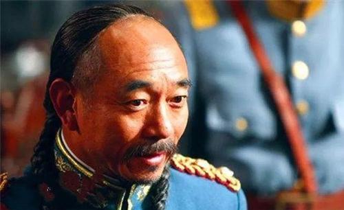 北洋史话：1917年康有为出任弼德院副院长，梁启超写檄文讨伐张勋