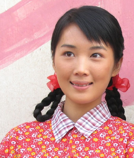  p>《福贵》是 a target="_blank" href="/item/朱正/7088834" data