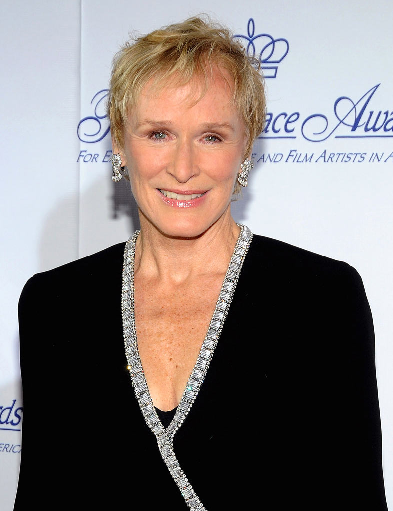  p>格伦·克洛斯 i>(glenn close) /i>,1947年3月19日出生于美国