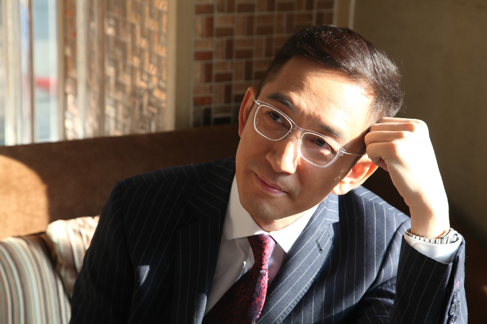  /p> p>1982年,吴启华参加 a target="_blank" href="/item/tvb