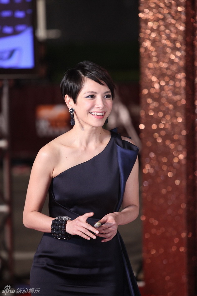  p>李心洁(angelica lee),1976年1月23日出生于马来西亚,祖籍广东东莞