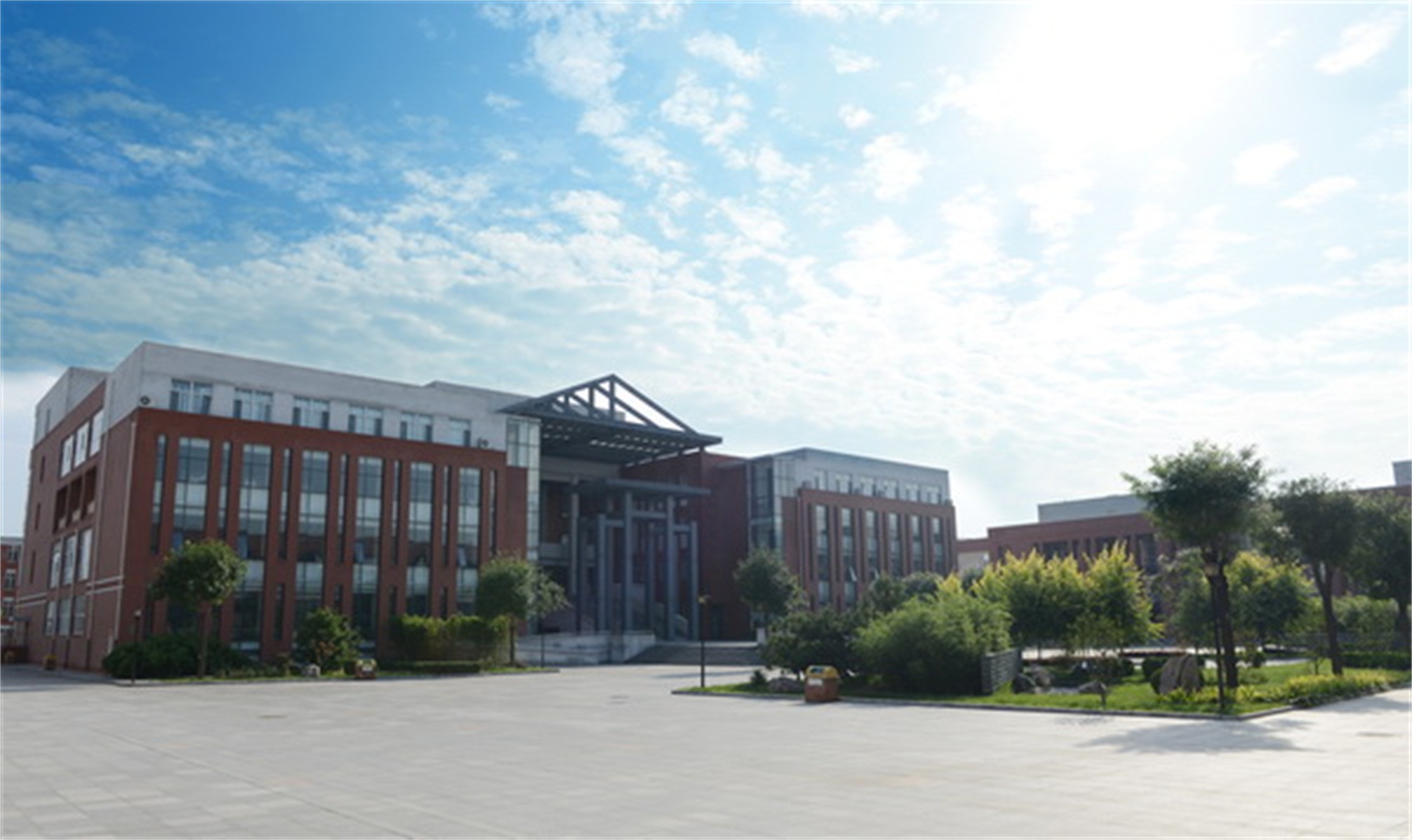 河北正定中学东校区