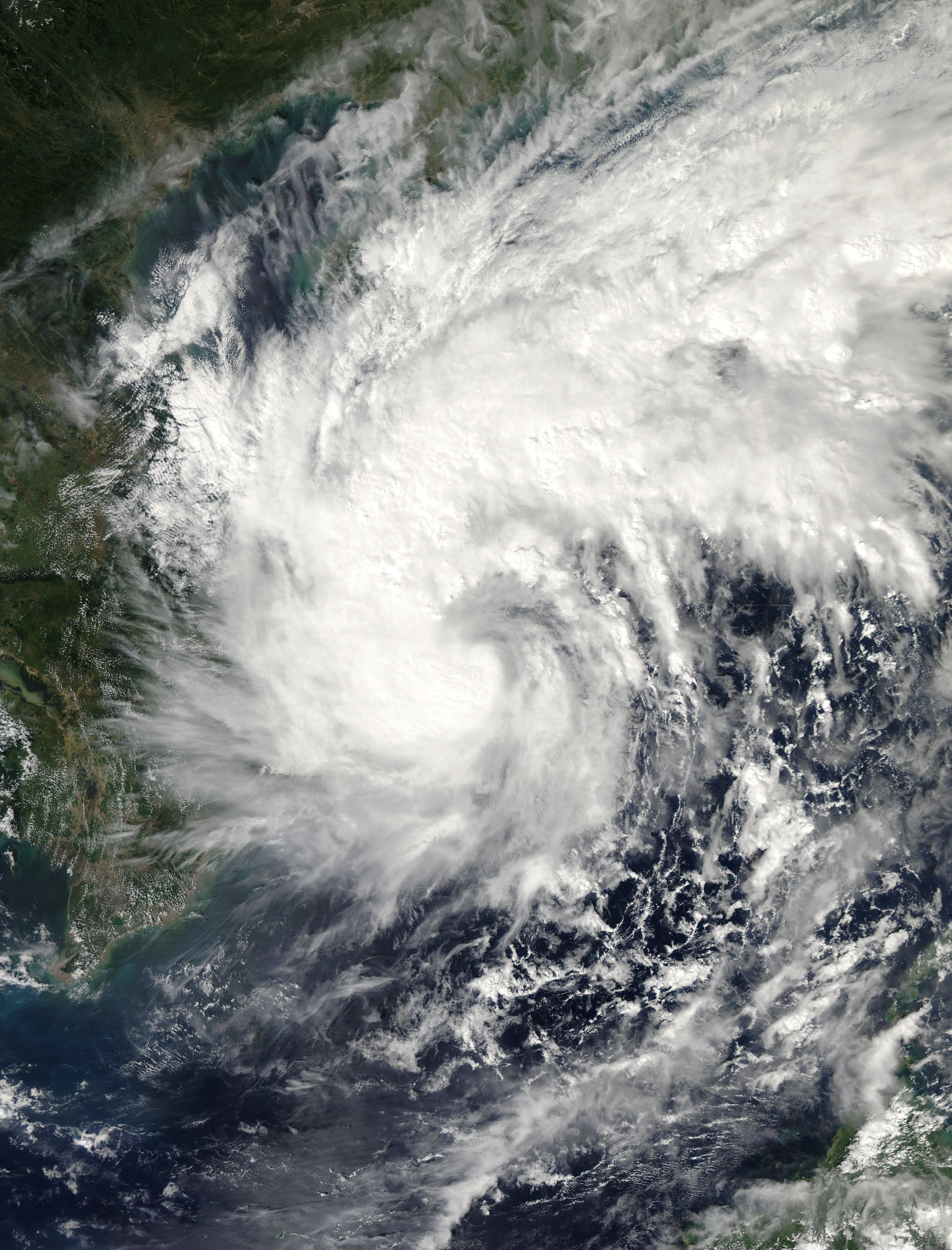  p>强热带风暴麦德姆(英语:severe tropical storm matmo,国际编号