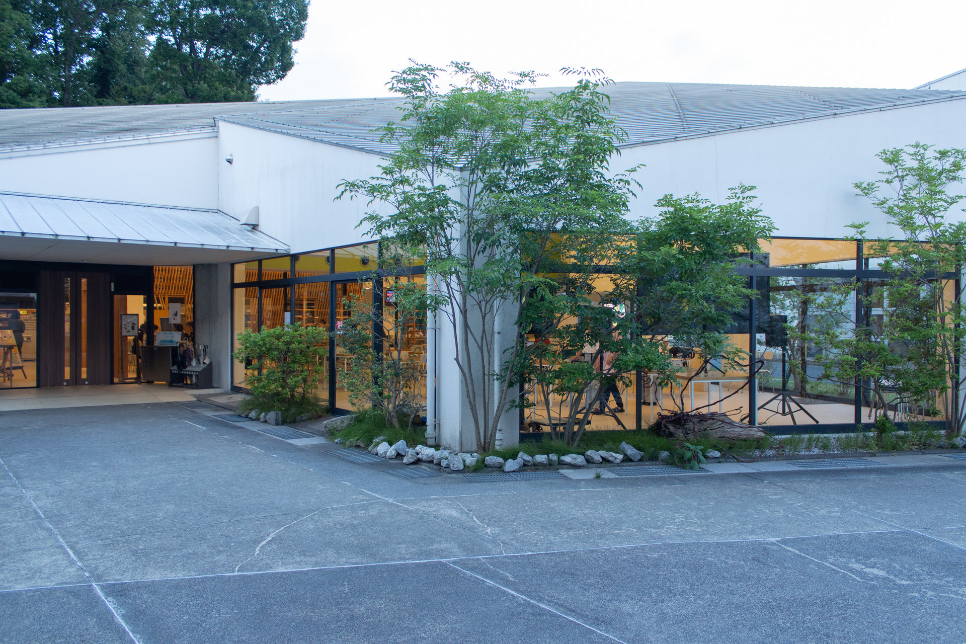  p>成安造形大学(日语:せいあんぞうけいだいがく,英语:seian