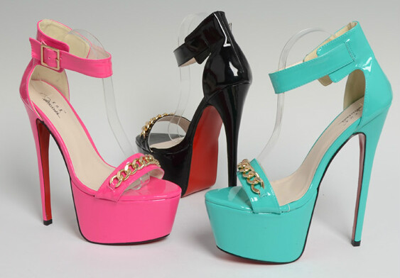  p>凉高是高跟凉鞋的简称,是许多恋足者的最爱.