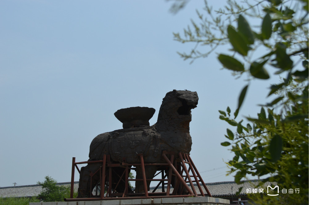  p>沧州铁狮子,又称"镇海吼",位于河北省 a href="#">沧州市 /a>东南