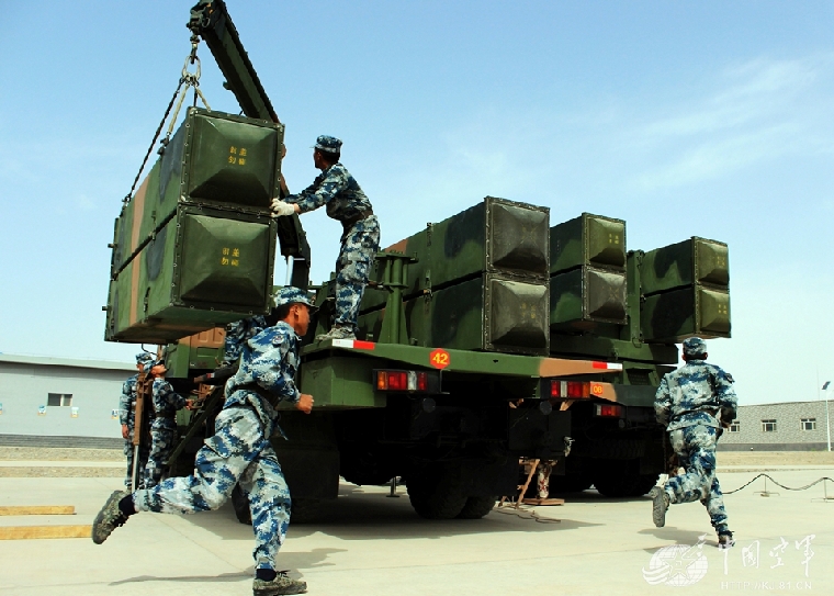  p>空军地空导弹第四师 a target="_blank" href="/item/中国人民解放