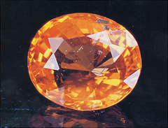  p>帕德玛刚玉(padparadscha-corundum)是呈粉橙色的刚玉宝石,很少见