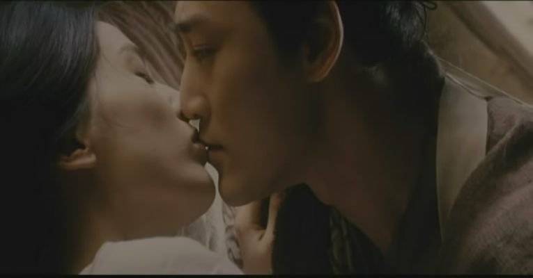  p>《白蛇传说》是中国巨力影视于2011年出品的魔幻爱情动作电影.