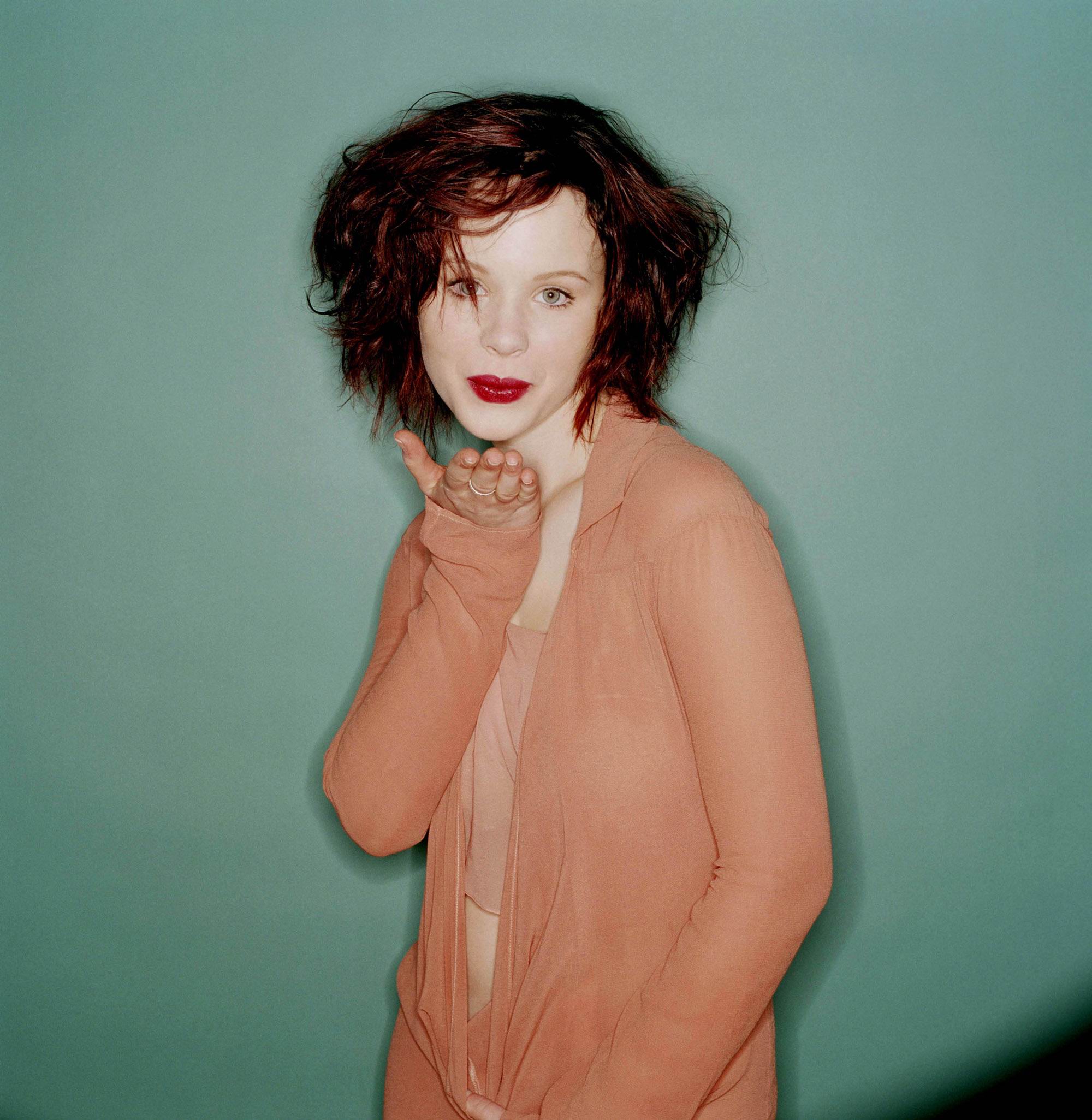  p>索拉·伯奇(thora birch),女,1982年3月11日出生于加州 a target="