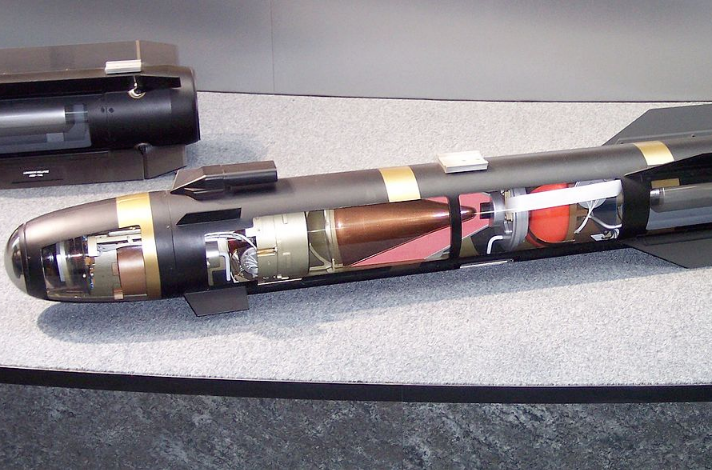 导弹(绰号:hell fire,中文:地狱火)是由美国洛克威尔国际公司为美国