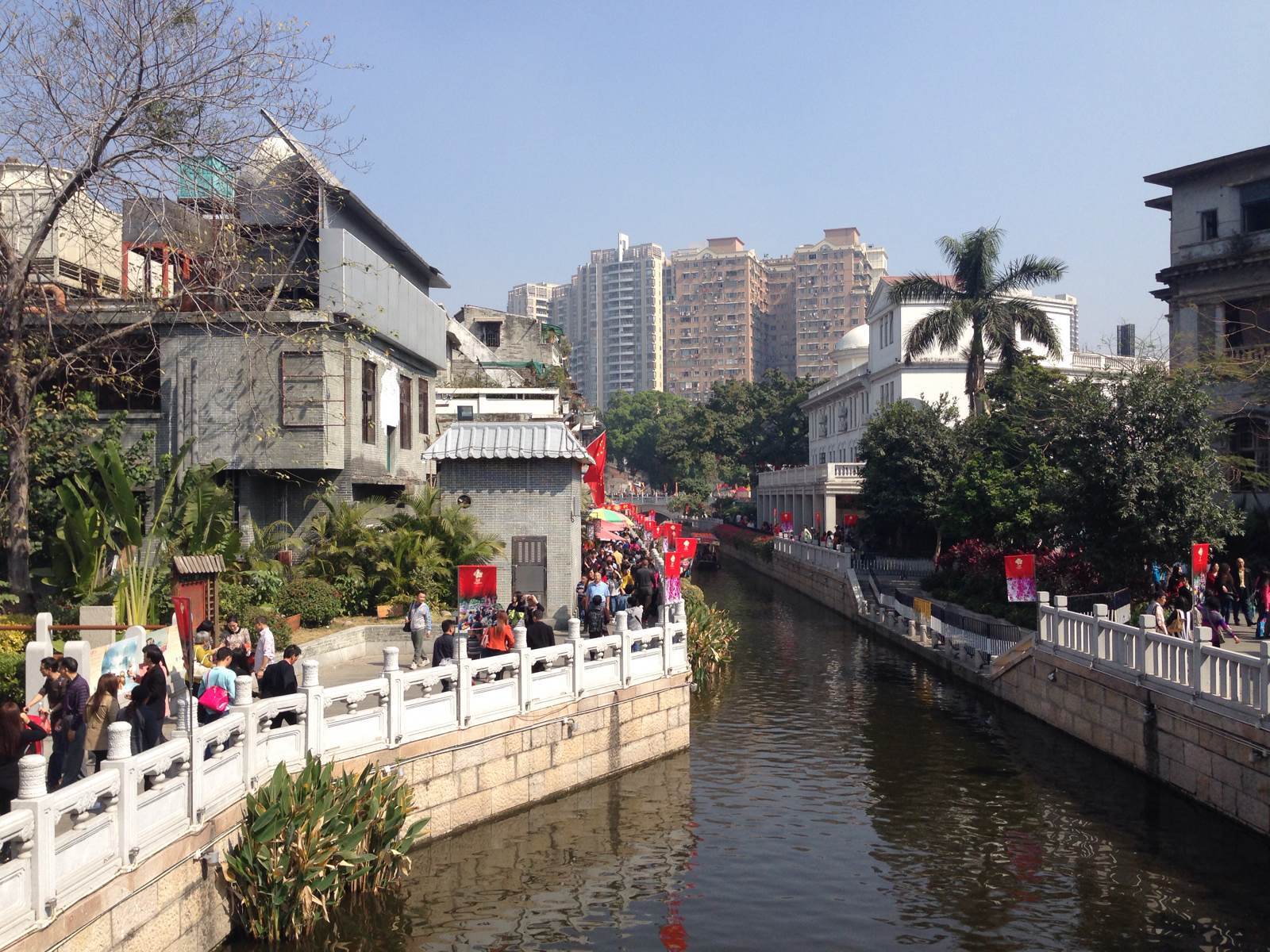  p>荔湾湖公园是中国 a href="#" data-lemmaid="21808">广州市 /a>的