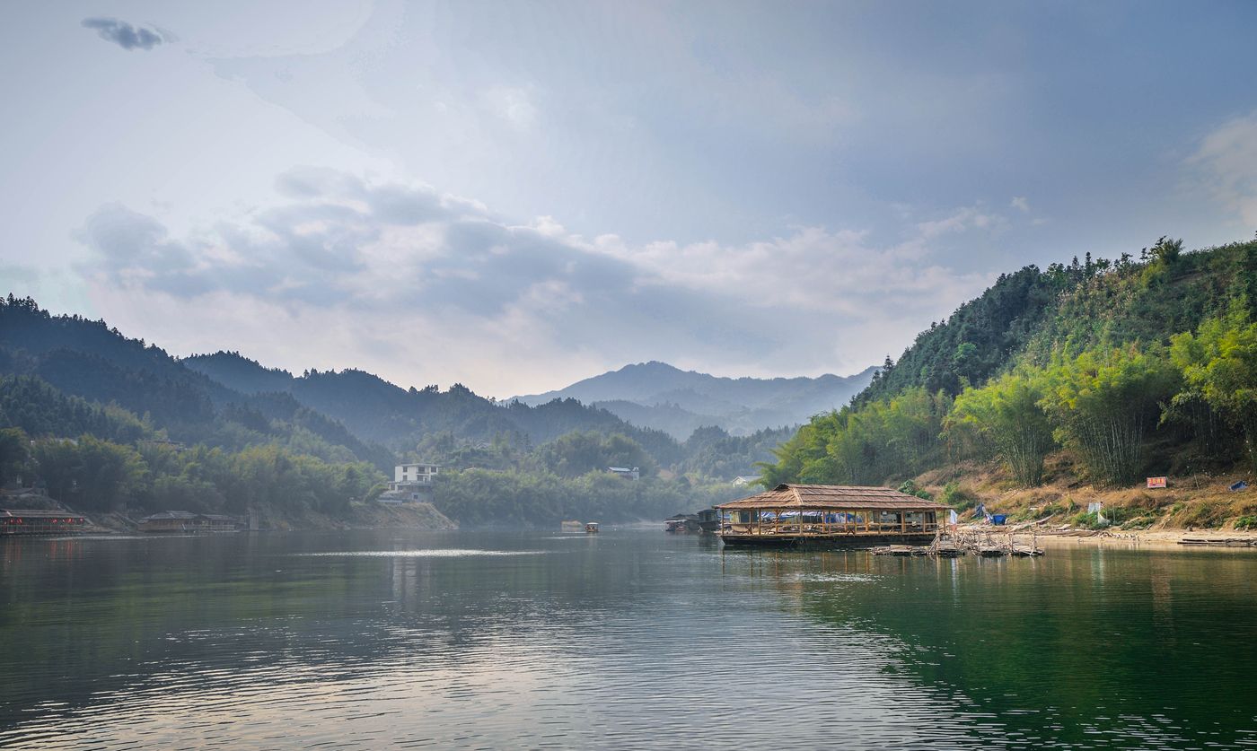  p data-id="gnaryde92m">贝江位于融水苗族自治