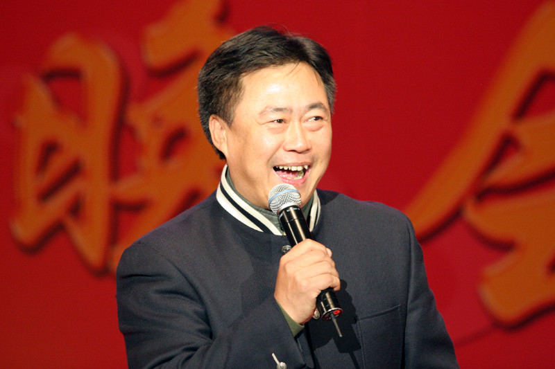尹博林