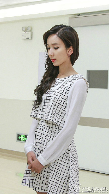  p>夏洛伊是在《 a target="_blank" href="/item/爱情珠宝/14895560"