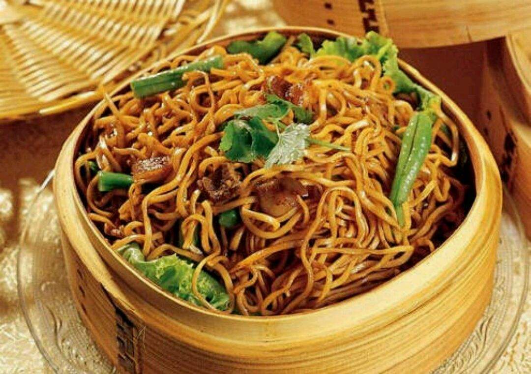  p>永春卤面是福建省传统的地方小吃.