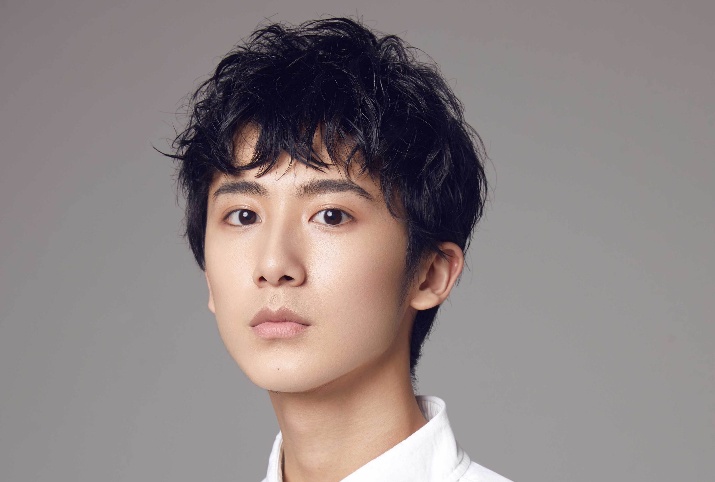  p>郝富申,1999年11月17日出生于辽宁省大连市,中国内地影视男演员.