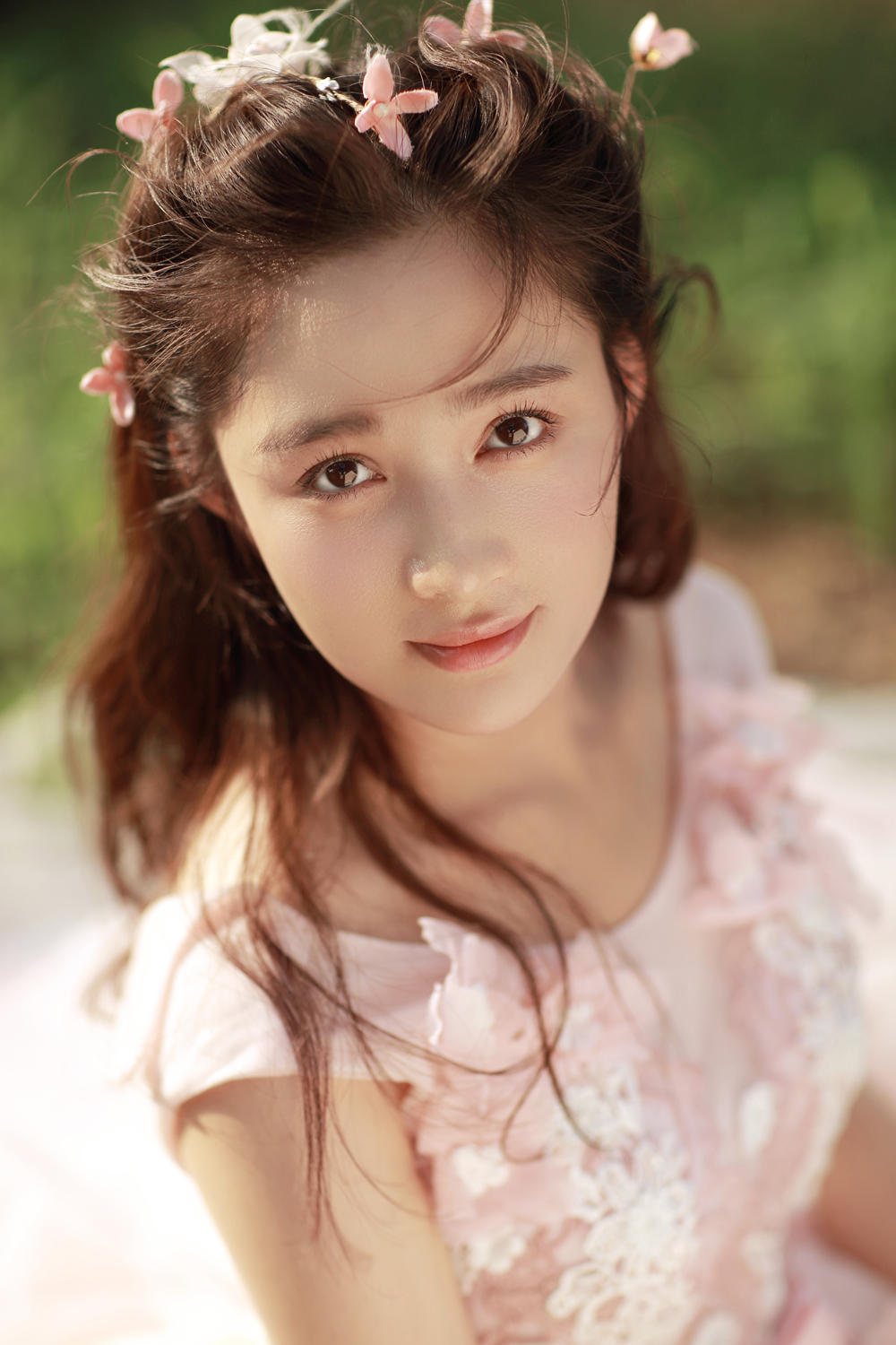  p>孙嘉璐,1996年9月19日出生于山东省烟台市,中国内地女演员,毕业于 