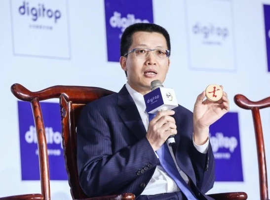 ="gnbhqbjfet">罗秋平,男,汉族,香港蓝月亮国际集团有限公司执行董事