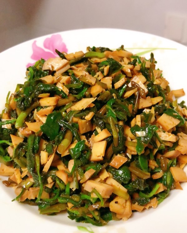 马兰头拌豆腐干