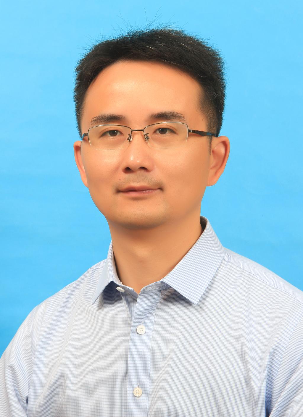 data-lemmaid="5886492">长江大学计算机科学学院 /a>副教授,1979年12