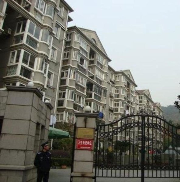 嘉南公寓吟泉居