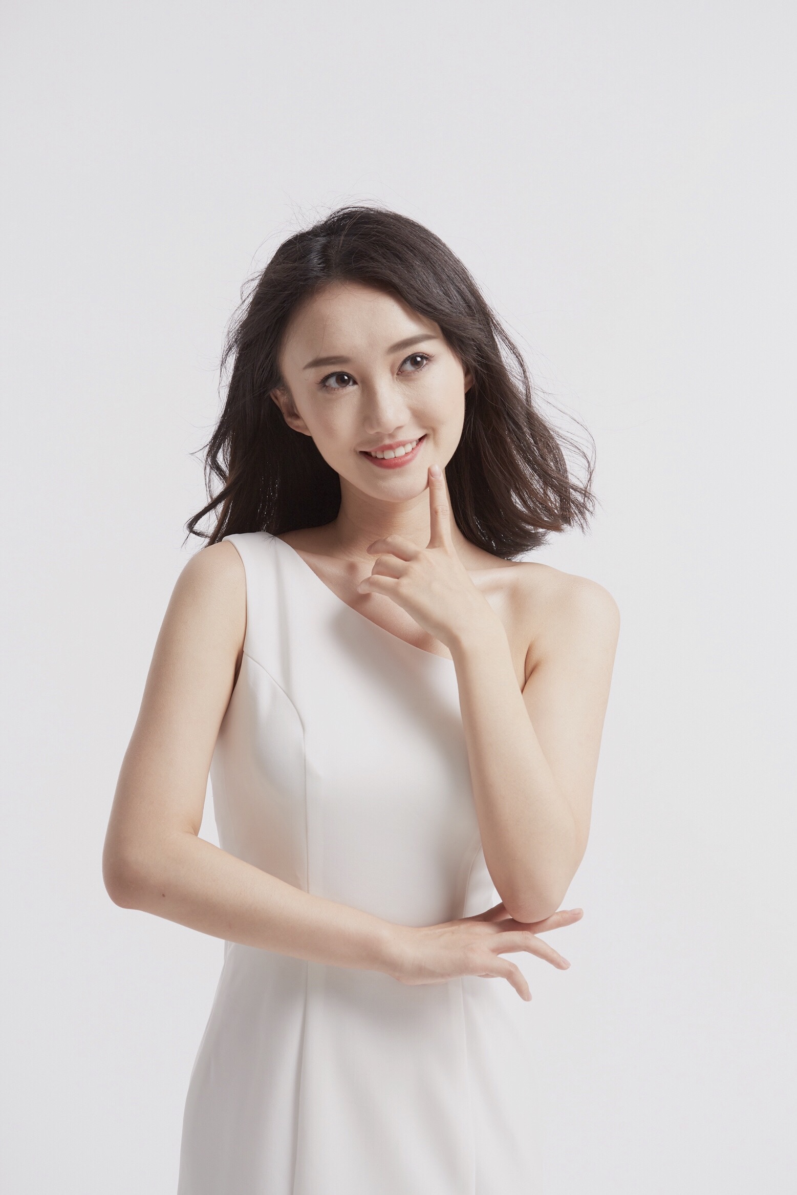 class="ref" data-ctrid="svcawre3cbjn">张含丹,女,中国内地女主持人