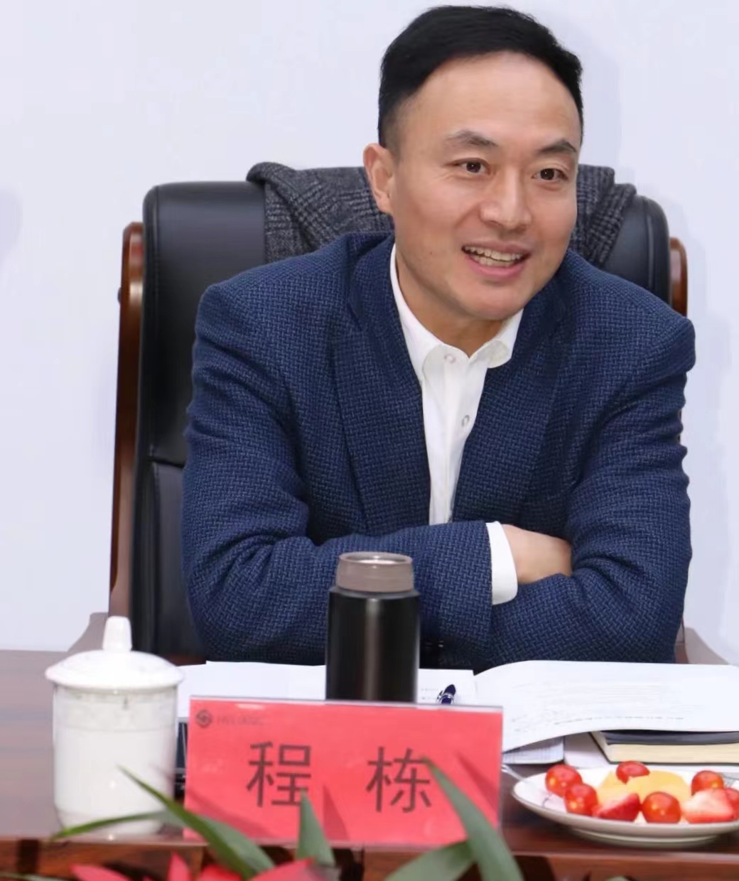 程栋是江西上饶广丰县洋口镇壶村人,父母都