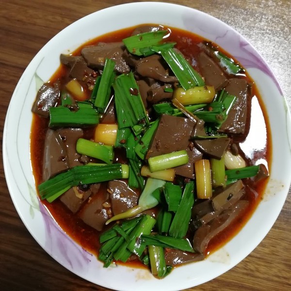 香蒜烧鸭血