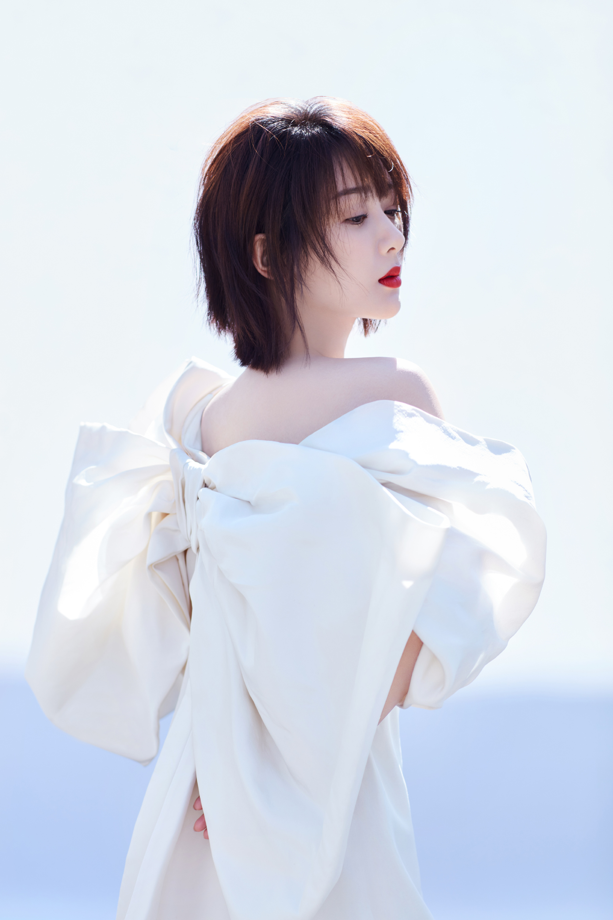  p>杨紫,1992年11月6日出生于北京市,毕业于 a target="_blank" href=