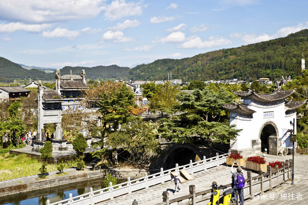 独特的建筑风格、丰厚的文化底蕴、优美的田园风光，和顺古镇_百科TA说