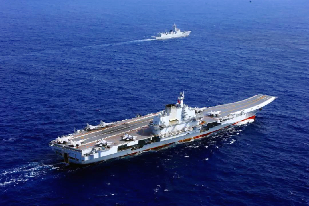  p data-id="gn98ibawbw">辽宁号航空母舰(代号:001型航空母舰,舷号