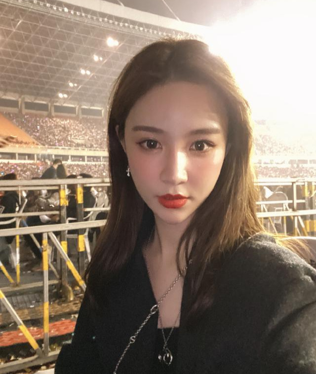  p>朱宸慧,昵称 a target="_blank" href="/item/雪梨/53928453" data