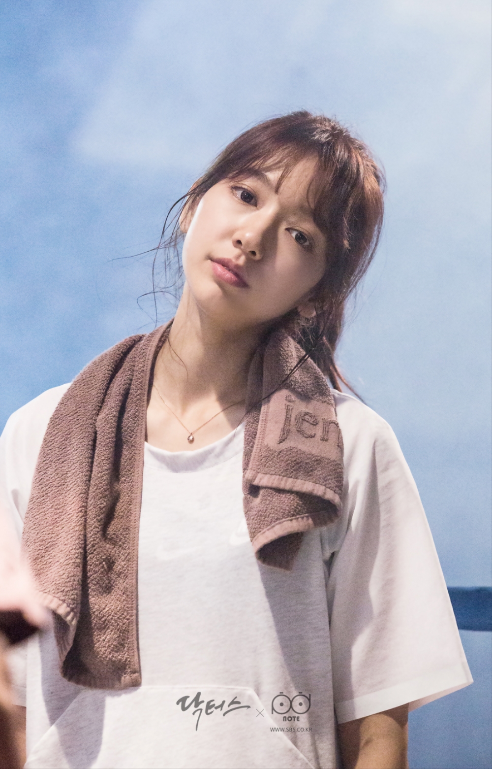 park shin hye) /i>,1990年2月18日出生于韩国光州,韩国女