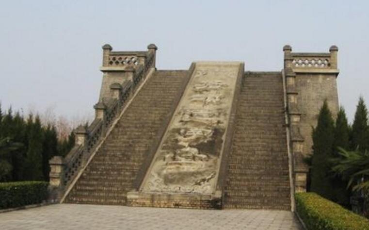 仓颉造字台遗址