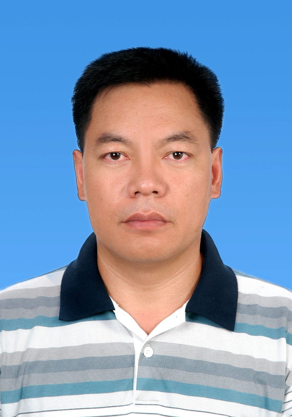 广西百色市右江区人力资源和社会保障局党组副书记,局长,主持局行政