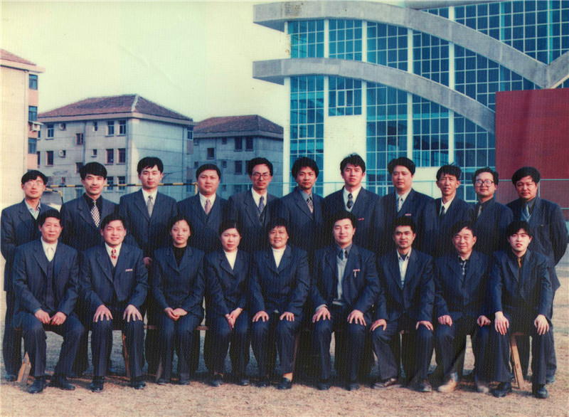 2 high school),简称"省姜堰二中",位于 a target="_blank" href="