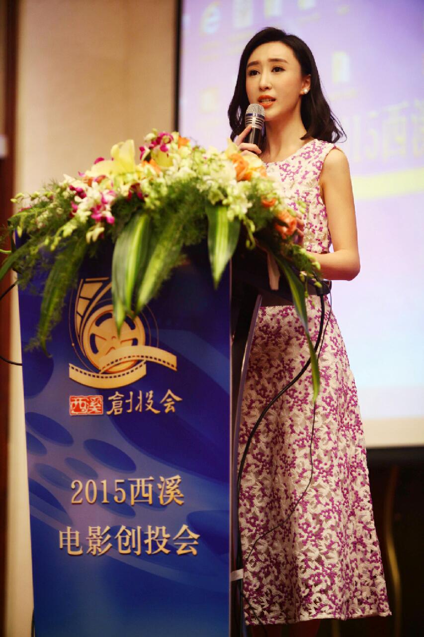  p>李玮,女,山东青岛人,浙江广播电视集团主持人,播音员.