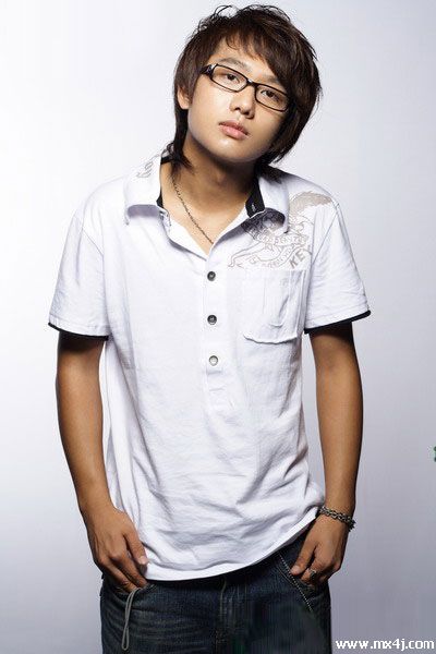  p data-id="go1kvwzfit">    高阳是2007年雪碧我型我秀选手,进入