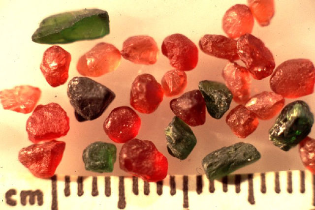 红榴石