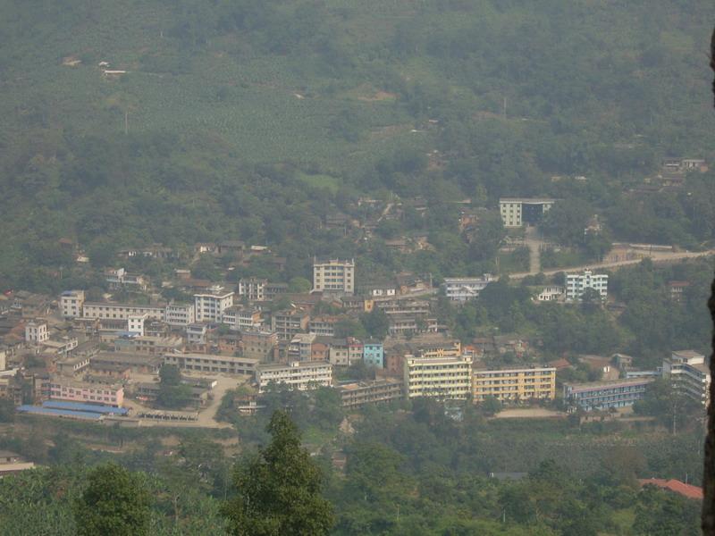 隶属于云南省红河哈尼族彝族自治州屏边苗族自治县白河镇腊哈村委会