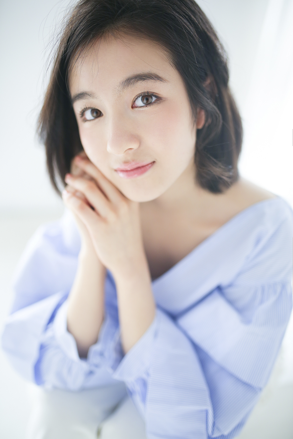  p>李兰迪,1999年9月2日出生于北京市,中国内地影视女演员,就读于中央