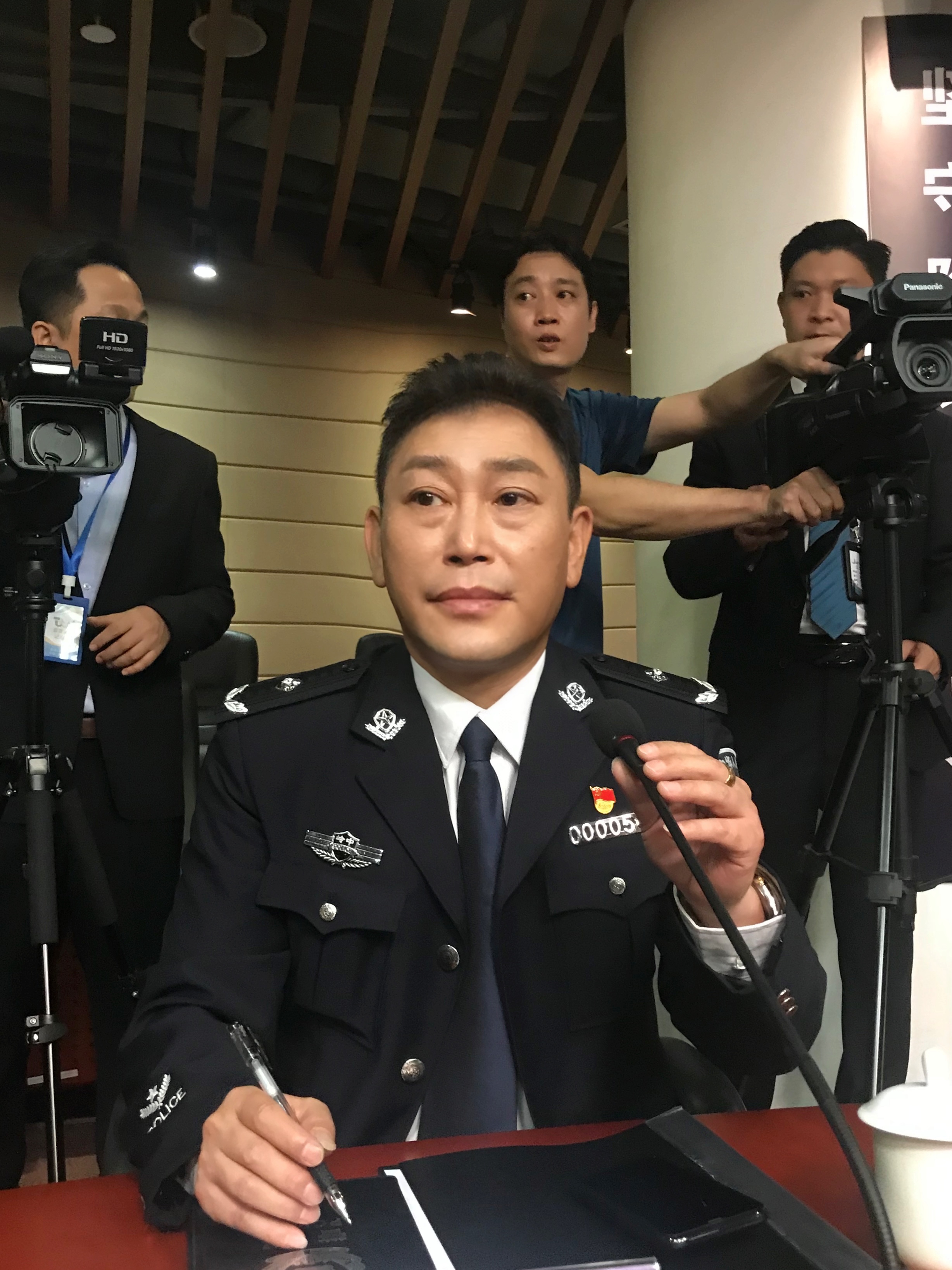  p data-id="tkgljxciwckr">演员肖伟,中国内地影视男演员,先后参与了