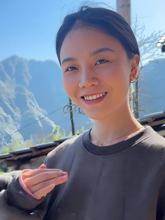 吉连妍欣（月子中）_百度百科