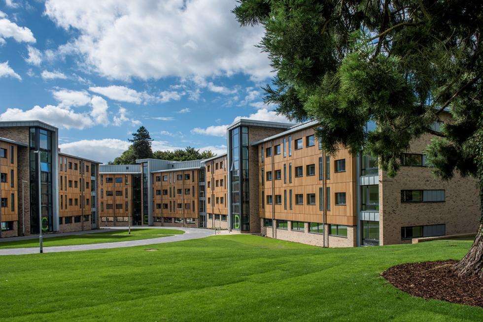 南安普顿大学