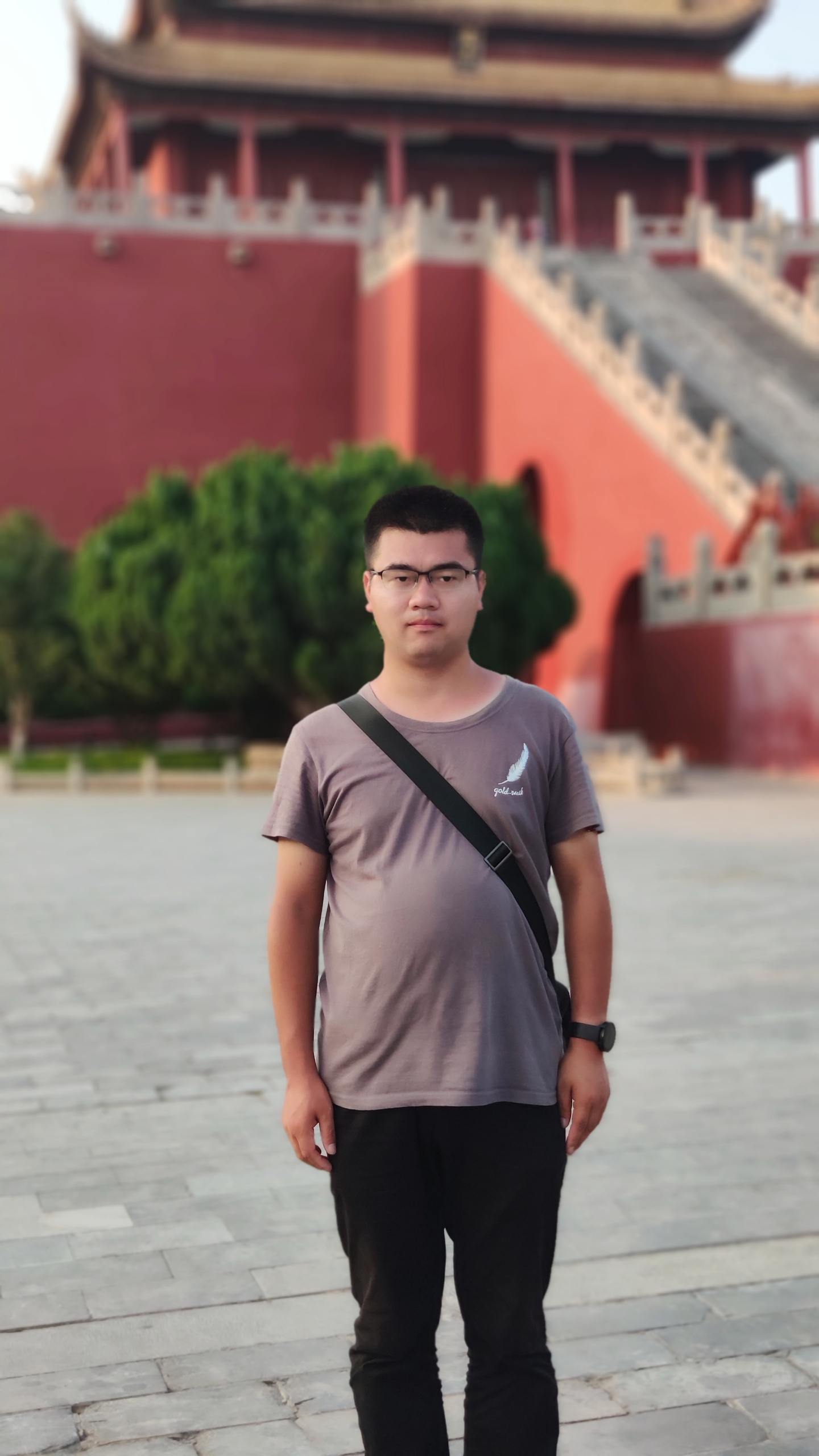  p data-id="swhrpx715r6q">李彦庆,男,汉族,1992年9月生,河南周口人