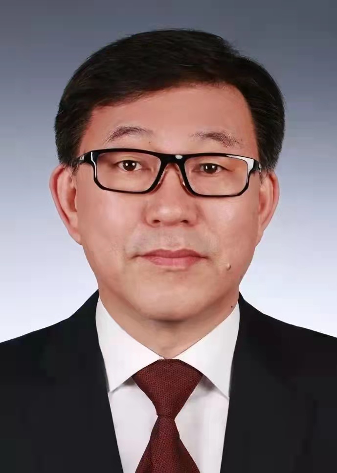  p>石坚,汉族,1966年5月生,辽宁辽阳人,1987年8月参加工作,1996年4月